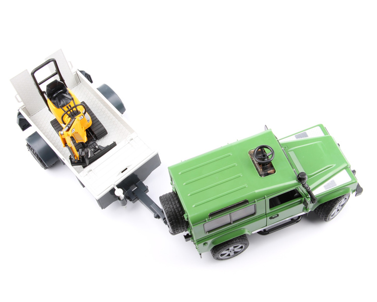 Bruder 02593 Land Rover z przyczepą, minikoparką i figurką