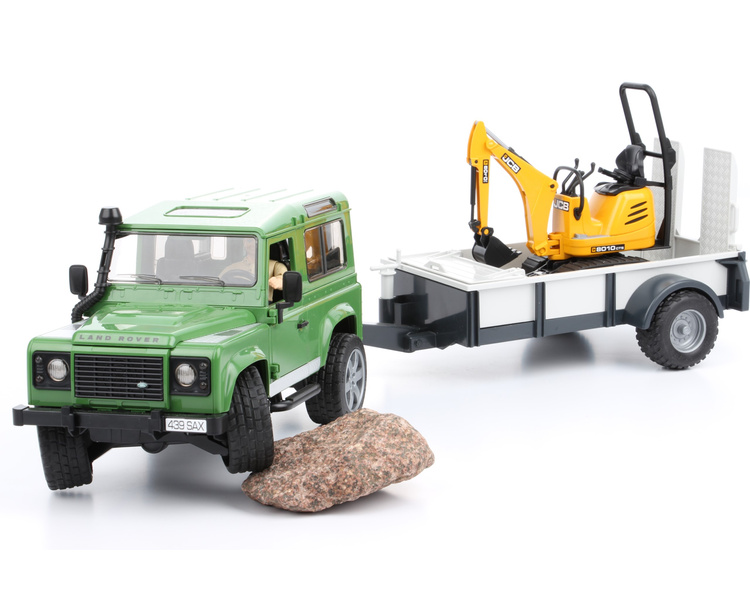 Bruder 02593 Land Rover z przyczepą, minikoparką i figurką
