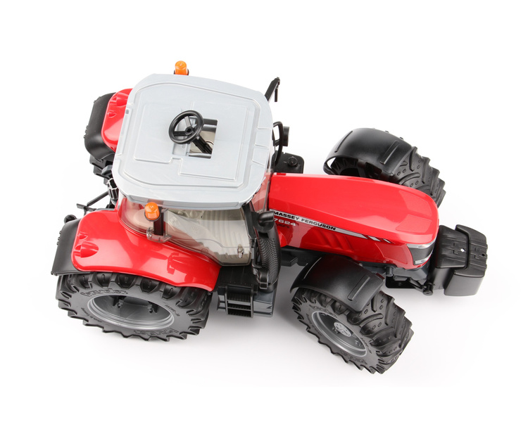 Bruder 03046 ciągnik Massey Ferguson