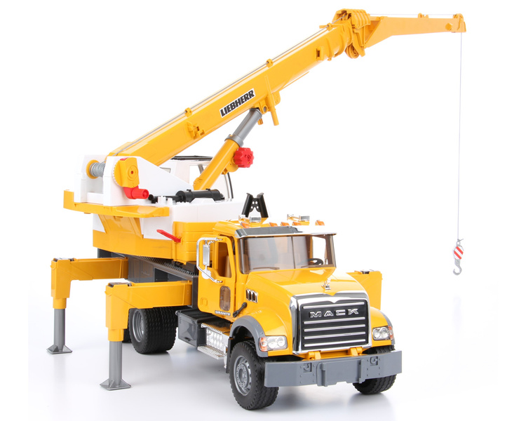 Bruder 02818 Mack z dźwigiem Liebherr bez oryginalnego opakowania